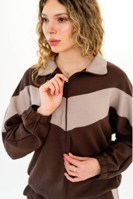 Костюм жіночий